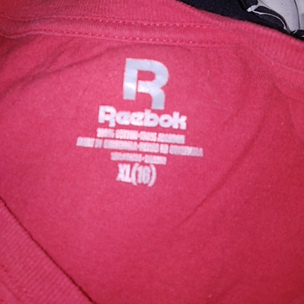 Original Reebok Shirt - Picture 3 of 4